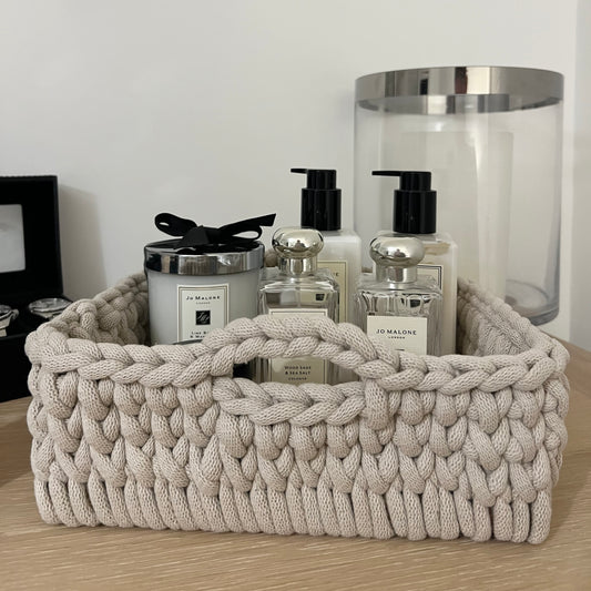 Perfume and aftershave tray